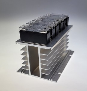 Kühlkörper für 3x SSR Relais 150x100x80mm + Lüfterbefestigung